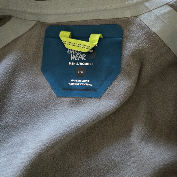 Mountain Hardware Softshell Jacket - Picture 6 of 6